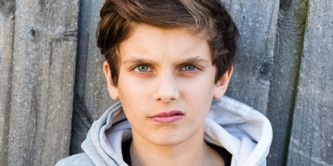 تصویر کودک لجوج