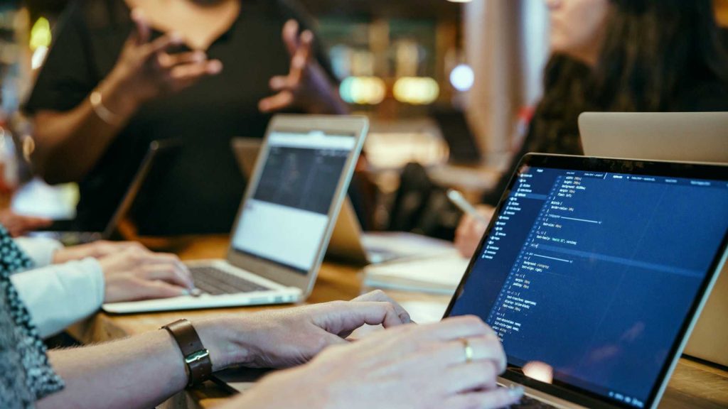 تمرین هایی برای رشد شخصی در هنر کار کردن کافه کتاب